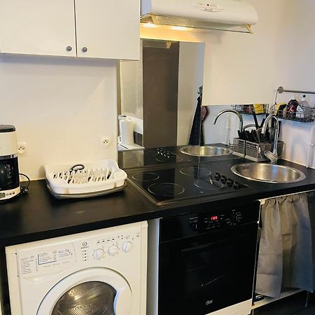 Comfortable Studio In Клиши Экстерьер фото